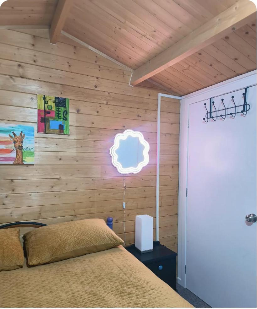 Gorgeous Cabin - Spa Pool! 퀸즈타운 외부 사진